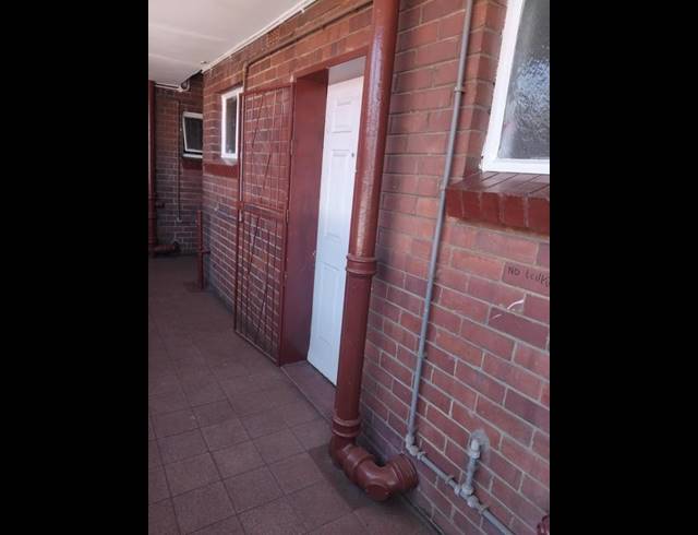 0 BEDROOM APARTMENT FOR SALE IN PRETORIA WEST